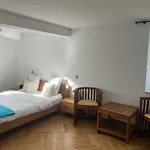 Chateau Camus לינה וארוחת בוקר