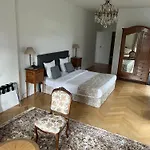 Chateau Camus לינה וארוחת בוקר מונטמארו