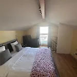 Chateau Camus * מונטמארו