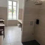 לינה וארוחת בוקר Chateau Camus *