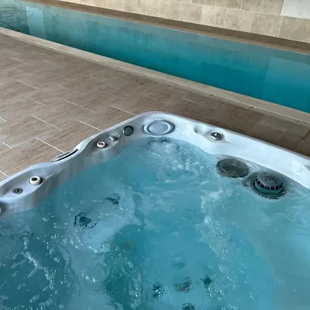 Chateau Camus מונטמארו